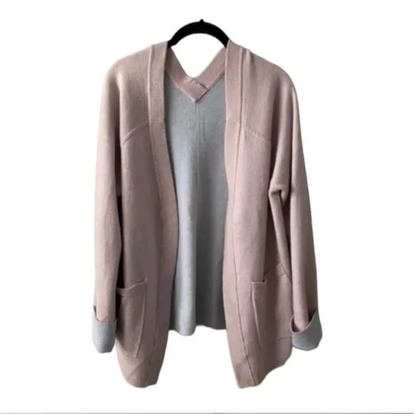 Lululemon Athletics Reverse Me Wrap NWOT - Picture 3 of 6